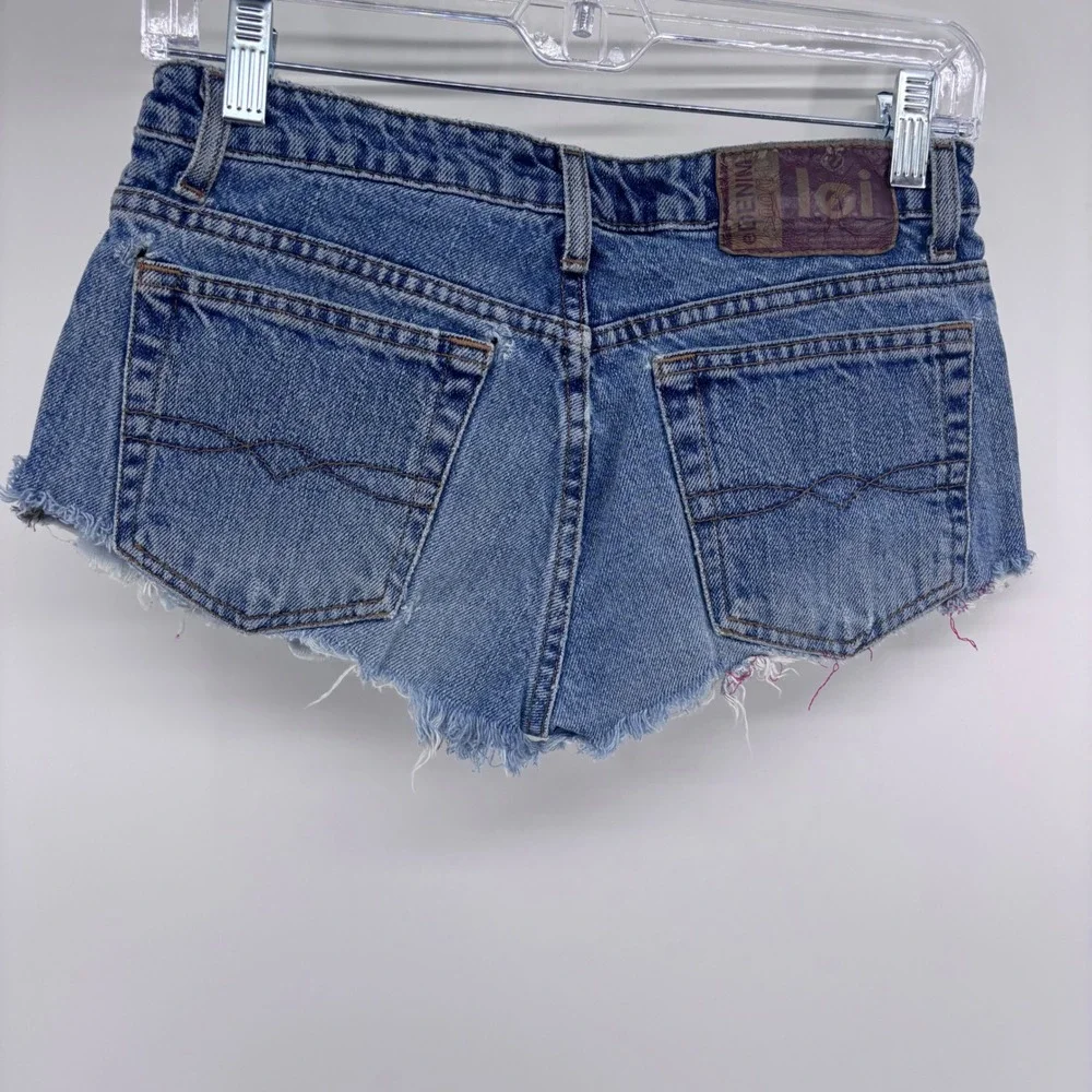L.e.i. Denim‎ Jean Shorts Womens Size 3 Frayed Hem Distressed Blue Casual